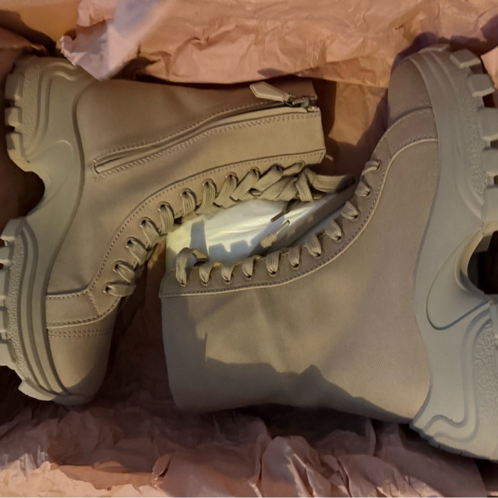 Mimi Women's Tan Lace-Up Boots 38